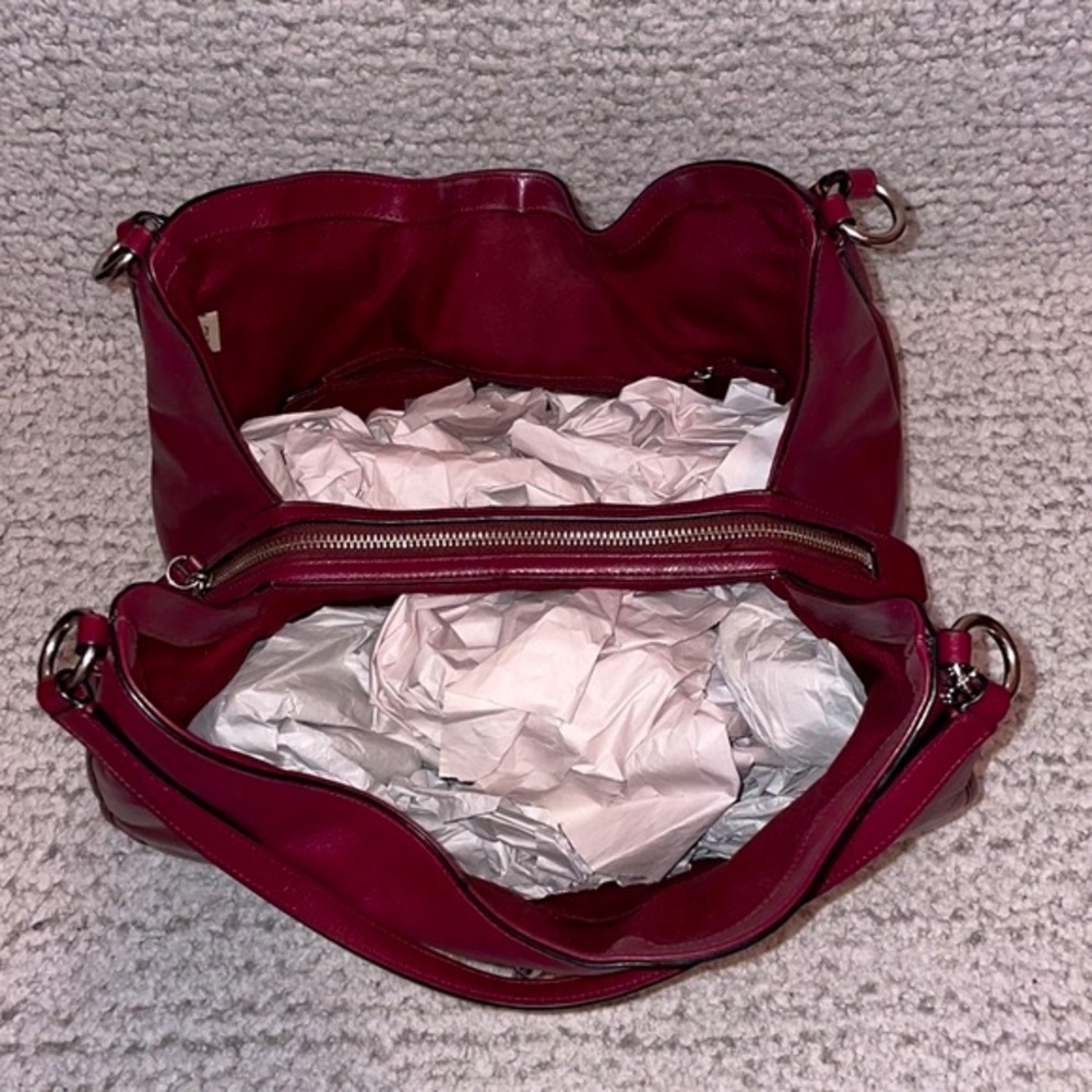 Coach Carlyle Smooth Leather Merlot Shoulder Bag Purse - Picture 10 of 13